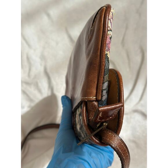 EUC Patricia Nash Verdura Bosque Tapestry Crossbody Clutch Leather Floral Purse - Picture 12 of 14